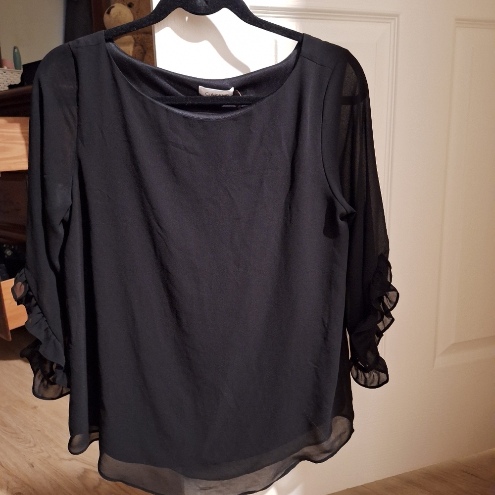 Black Long-sleeve shirt